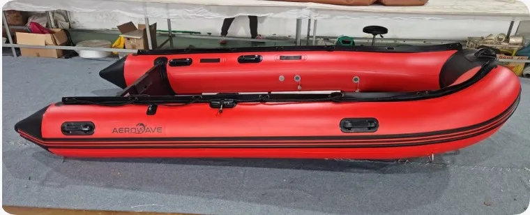 Real Aerowave Sport Series side profile on water